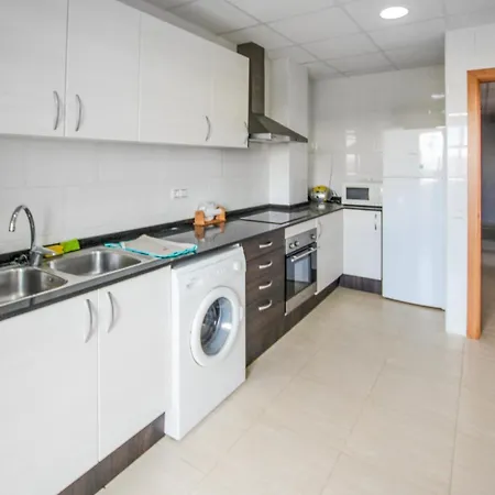 Apartman 2 Bedroom In Deltebre